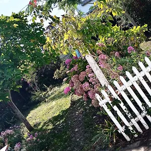 Hébergement de vacances Maison Avec Jardin Proche, Penmarcʼh